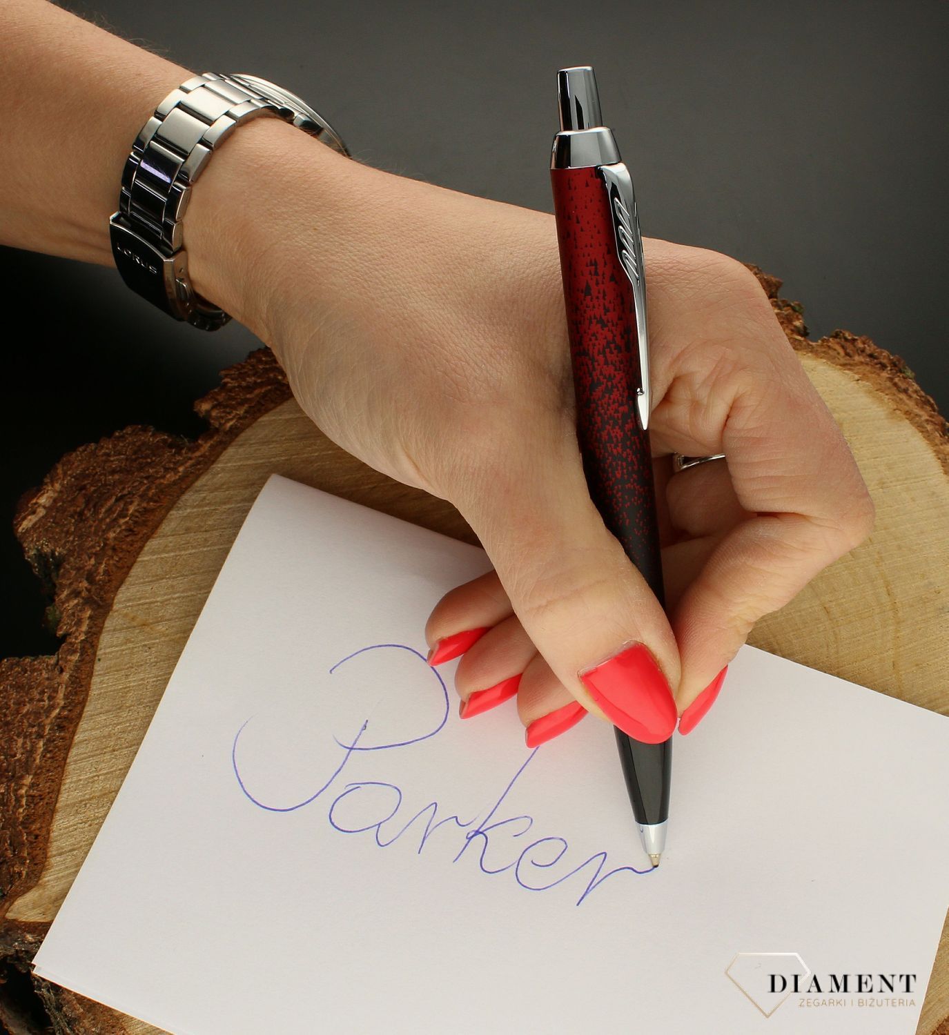 Długopis Parker Edycja Specjalna to idealny pomysł na prezent z grawerem. Artykuły piśmiennicze na prezent. Świetny upominek marki Parker dla VIP-ów..jpg